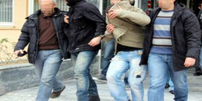 HIRSIZLIK ZANLISI 5 GENÇ, ADLİYEYE SEVK EDİLDİ