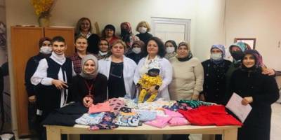 Samsun’da dikiş kursiyerleri el emeği ürünleri LÖSAM’a bağışladı