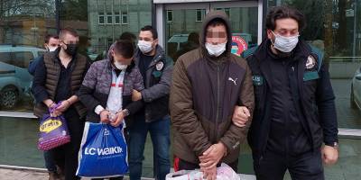 Samsun'da sokak satıcılarına uyuşturucu operasyonunda 3 kişi tutuklandı