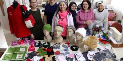 Kadın usta öğreticilerden üretime katkı