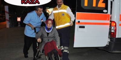 BAFRA DA OTOMOBİL REFÜJE ÇARPTI: 9 YARALI