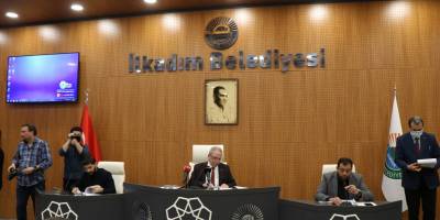 Makam aracı teklifi meclise takıldı