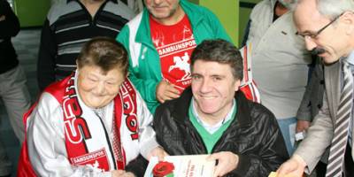 ŞİŞKO NURİ’YE SÜRPRİZ DOĞUM GÜNÜ