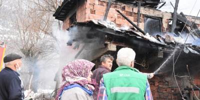 Sinop’ta ahır yangını