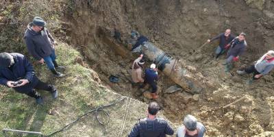 Sinop'ta heyelan nedeniyle su borusu kırıldı