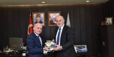 OMÜ, maviyemişi ülke ekonomisine kazandırdı