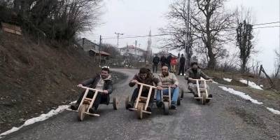 Köy halkı geleneksel kış festivalinde bir araya geldi