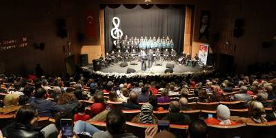 İlkadım THM Korosu’ndan türkü ziyafeti