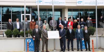 Samsun’da ‘erişilebilir’ 11 binaya belge ve flaması teslim edildi