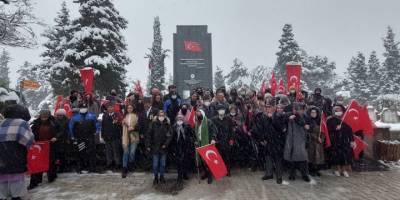 Öğrencilerden şehit annesine yakın ilgi