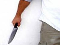 68 YAŞINDAKİ EŞİNİ BIÇAKLAYARAK ÖLDÜRDÜ