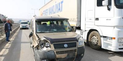 Viyadükte trafik kazası