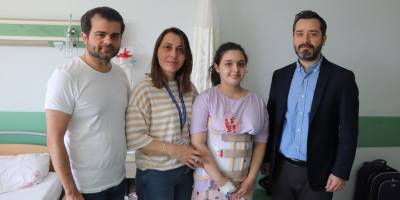 12 yaşındaki çocuk, 'skolyoz'dan devlet hastanesinde kurtuldu