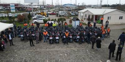 80 engelliye akülü sandalye desteği