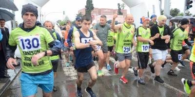 19 Mayıs Yarı Maratonu başladı