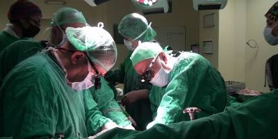 Oğlundan aldığı karaciğer ile hayata tutundu