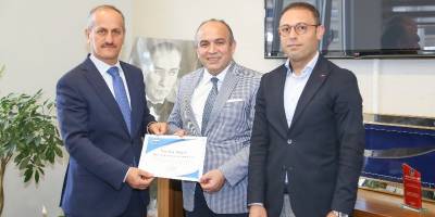 SGK’dan en yüksek prim ödeyen hastaneye teşekkür belgesi