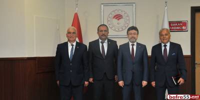 Tarım Bakan yardımcısından Ayvacık Ziraat odası başkanına ziyaret