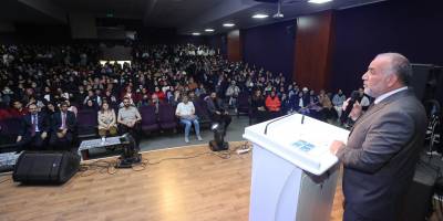 Necip Fazıl şiirlerle anıldı