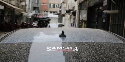 Samsun’da arabalar çamurla kaplandı