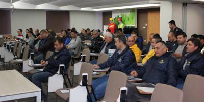 SİGARA FABRİKASI ÇALIŞANLARINA GÖZ SAĞLIĞI SEMİNERİ