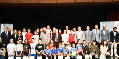 8 yılda 85 bin minik yüzme öğrendi