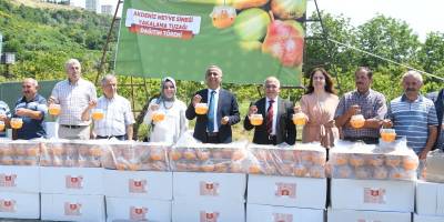 100 üreticiye 1400 Akdeniz meyve sineği tuzağı dağıtıldı