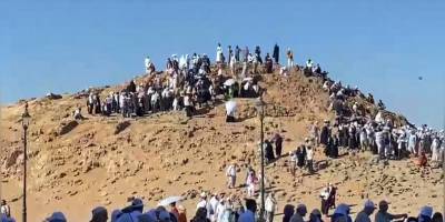 Samsun ve Sinoplu hacı adayları Uhud Şehitliği'nde dua etti