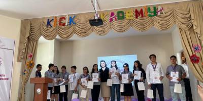 Pişeveri adına Lisede "Küçük Akademi"nin 2 'ci Öğrenci Bilimsel Konferansı düzenlendi