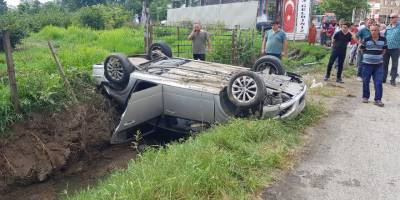 Terme'de Kontrolden Çıkan Araç Takla Attı