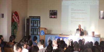 BAFRA ÜLKÜ OCAKLARI'NDAN ÜNİVERSİTE SINAVLARINA YÖNELİK SEMİNER