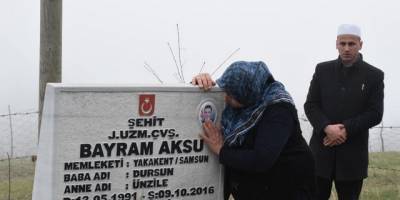 YAKAKENT TE ŞEHİT KABİRLERİ ZİYARET EDİLDİ