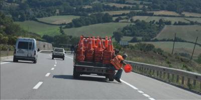 Yol çizgileri yenilendi