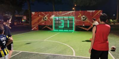 Elektronik futbol kalesine yoğun ilgi