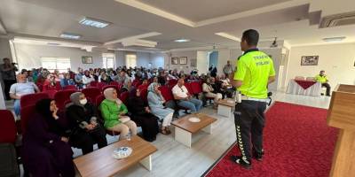 Öğrenci servisi rehberlerine uyarılar: “Annelik duygusuyla yaklaşın”