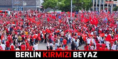 Türk Taraftarlar 50 Bin Kişilik Yürüyüşle Berlin Olimpiyat Stadı'na Akın Etti