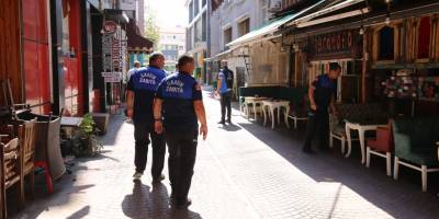 İlkadım'da Kafe ve Restoranlara Kaldırım Denetimi