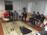 Bafralı Öğretmen ve Öğrencilerden Samsunspora Ziyaret