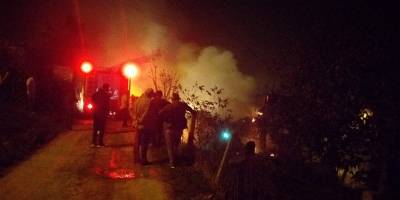 Ahşap ev alevlere teslim oldu