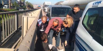 Viyadükteki intihar girişimini zabıta önledi