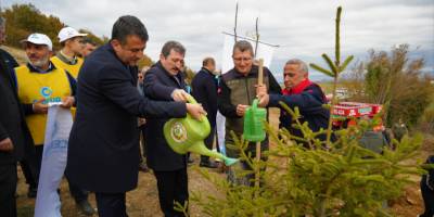 Samsun'da 100 Bin Fidan Toprakla Buluştu"