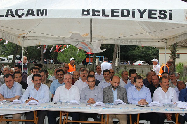 15-temmuz-sehidi--muhammed-ali-aksu--kabri-basinda-dualarla-anildi-4.jpg