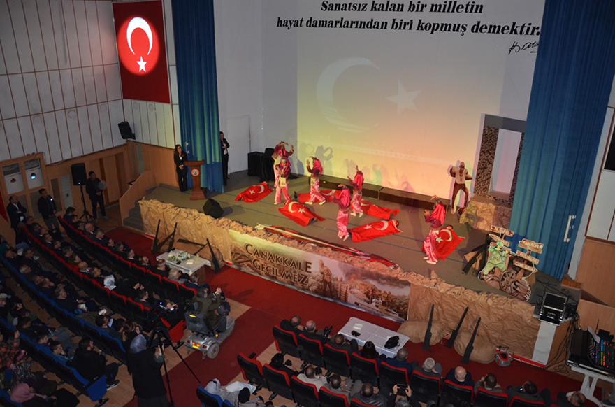 18-mart-canakkale-zaferine-bafrada-duygusal-kutlama-duzenlendi-003.jpeg