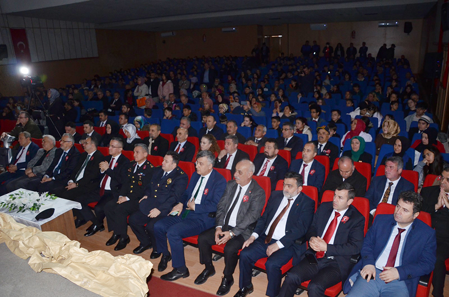 18-mart-canakkale-zaferine-bafrada-duygusal-kutlama-duzenlendi-006.jpeg