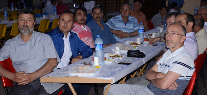 19-mayis-belediyesi-ve-ihhdan-iftar-001.JPG