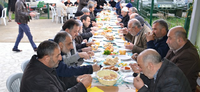 19-mayis-ilcesinde-sabah-namazi-bulusmalari-devam-ediyor-001.JPG