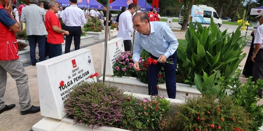 Bafra'da 15 Temmuz Etkinlikleri Şehitlik Ziyaretiyle Başladı Muzaffer Şahin