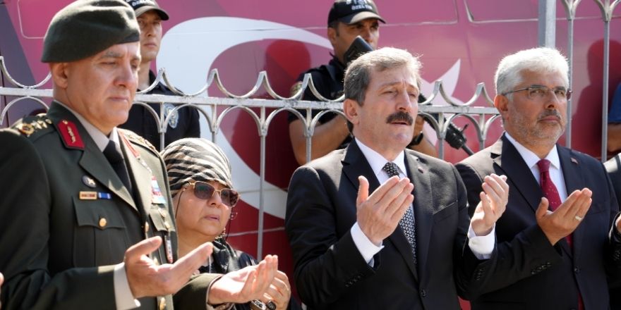 Samsun’da 15 Temmuz’un 9. Yılında Şehitlikte Duygusal Anma