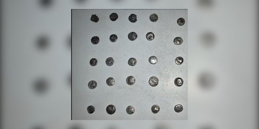 Çorum’da Tarihi Eser Operasyonu: 26 Sikke Ele Geçirildi
