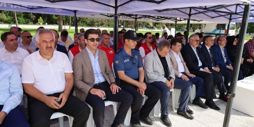 Bafra'da 15 Temmuz Etkinlikleri Şehitlik Ziyaretiyle Başladı